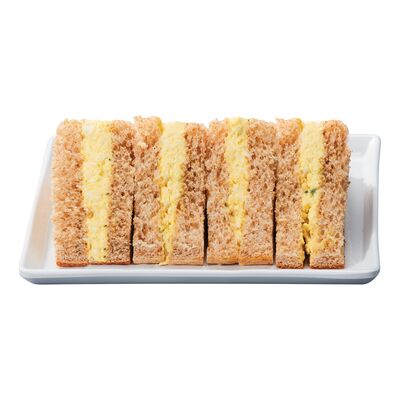 Sandwich pain brun à la tartinade aux œufs