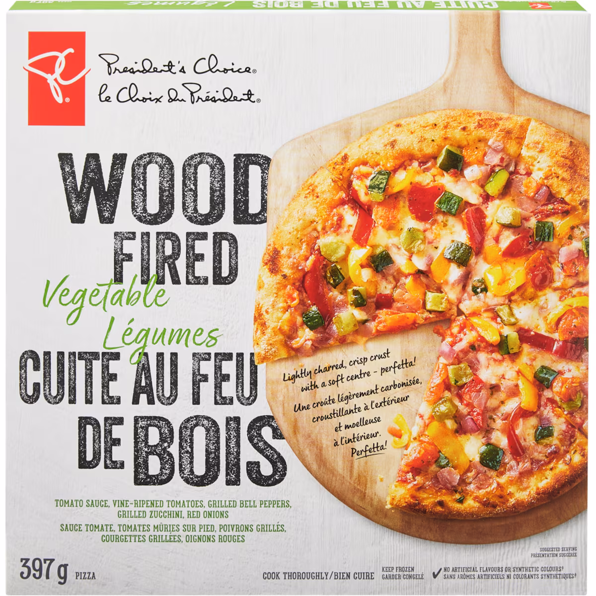 Pizza aux légumes, cuite au four de bois