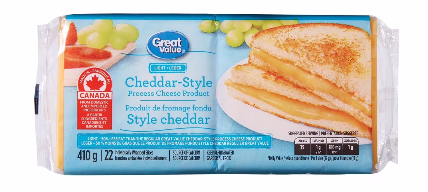 Produit de fromage léger fondu style cheddar great value . 22 tranches